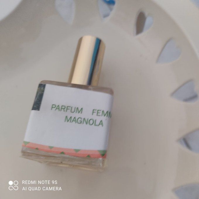 PARFUM   magnolia